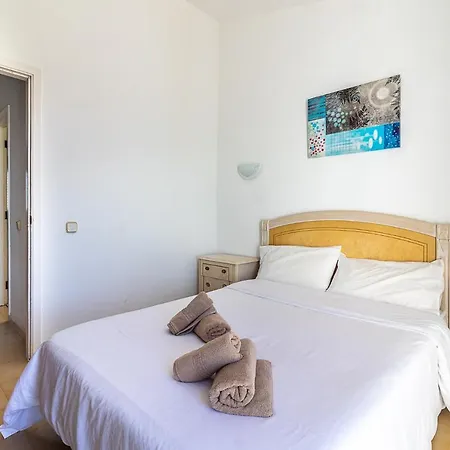 Dom wakacyjny Flatguest Casa Lola *